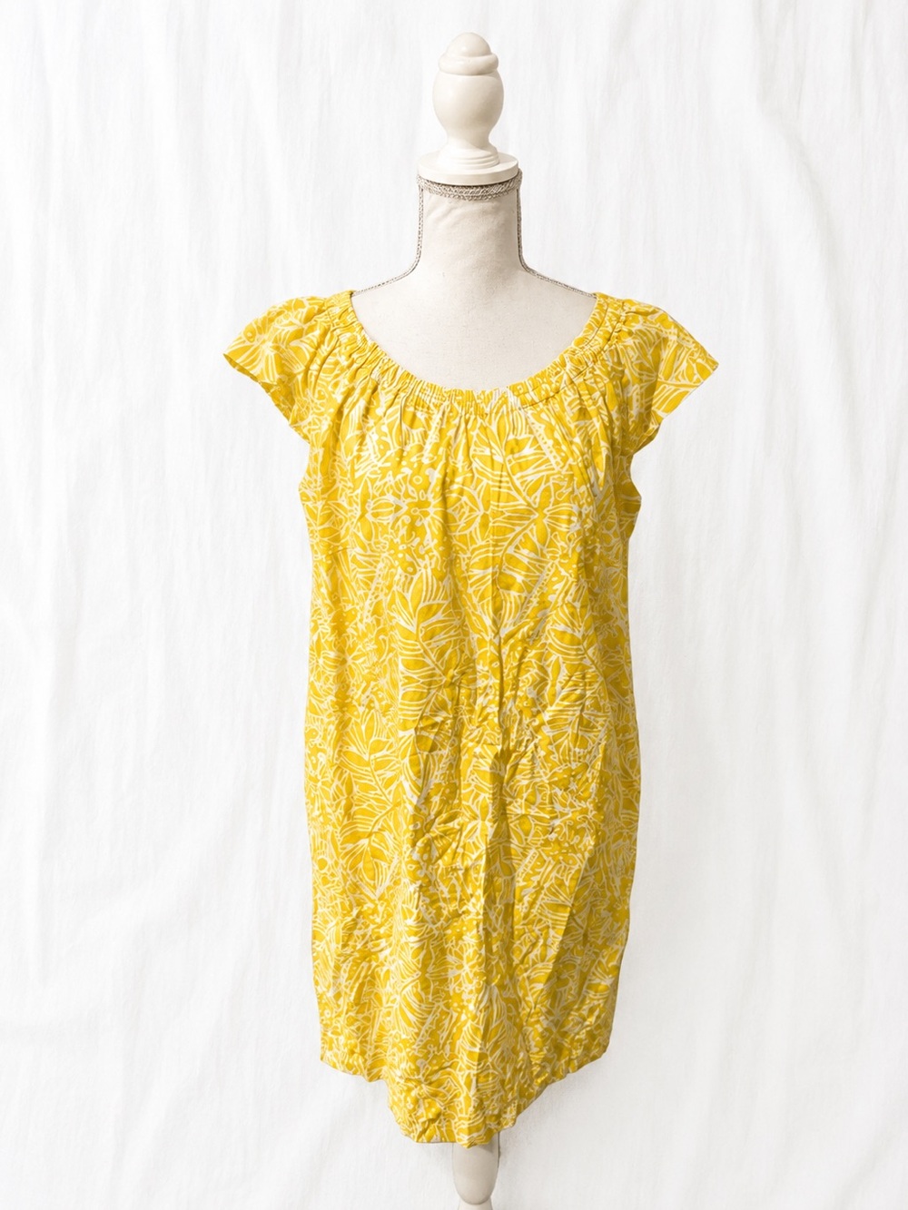 Lilly Pulitzer Yellow White Floral Scoop-Neck Dress